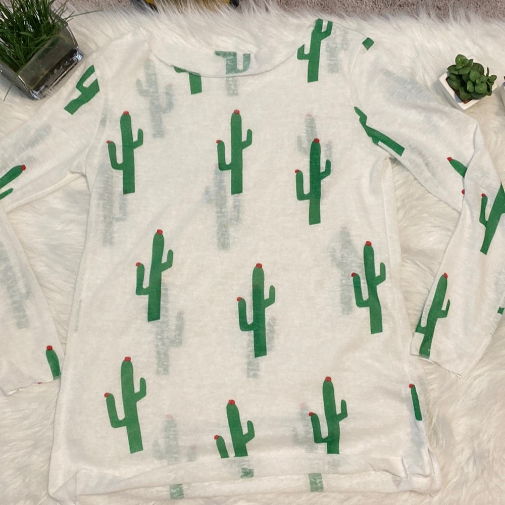 Long sleeved cactus top